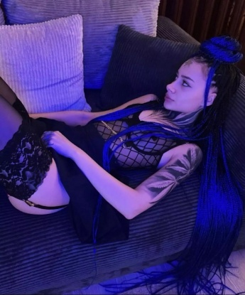 Аллочка, 18 лет